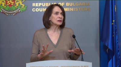 Надежда Нейнски: Българската държава се стреми да умилостиви Путин, вместо да защитава националната сигурност