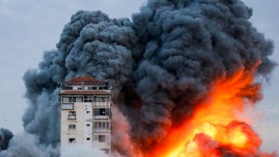 Египет предлага поетапно спиране на войната в Газа