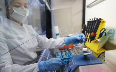 В Русия синтезираха ДНК фрагменти, които проникват в туморни клетки за лечение на рак