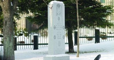 Днес в 14 часа протест пред американското посолство ще поиска преместване на паметника на американските летци