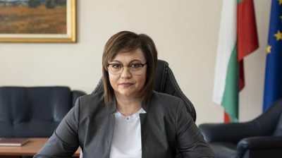 Корнелия Нинова: Управляват ни некадърници и предатели на националния интерес