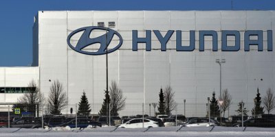 Заводът на Hyundai в Санкт Петербург възобновява дейността си след двугодишно прекъсване