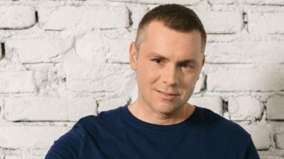 Потрошиха джипа на Ицо Хазарта