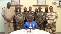 Военната хунта в Нигер е наредила на френския посланик да напусне страната