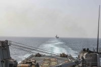 Ракета на хусите повреди петролен танкер в Аденския залив