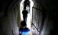 Израел разпространи видео, от което се вижда как лидерът на "Хамас" бяга през тунел със семейството си (ВИДЕО)