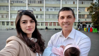 Лена Бориславова прибира по 36 хиляди лева майчинство
