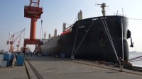Индийски военен кораб прехвана отвлечения от пирати "Руен"
