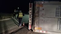 ТИР се обърна край Благоевград
