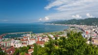 С помощта на Църквата мафията превзе апетитни имоти по Черноморието