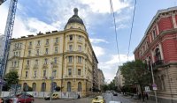 Холивудската звезда Робърт Де Ниро отваря хотел в София и Варна