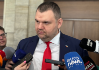 Пеевски: Точно партията на &ldquo;пудела&rdquo; да ми говори за мутренски времена е цинично (ВИДЕО)