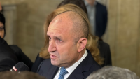 Президентът Радев: Поздравявам Пламен Тончев и ДАНС за смелостта им да бръкнат в корупцията по върховете на властта (ВИДЕО)