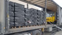 Митничари задържаха над 756 000 заготовки за кутии за фалшиви цигари на ГКПП "Дунав мост"