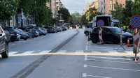 Пълен абсурд с новите паркоместа на бул. "Витоша" в центъра на София (СНИМКИ+ВИДЕО)