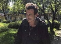 ПСИХАР В ПЛОВДИВ: 32-годишен мъж яде котки и се съблича пред малки деца