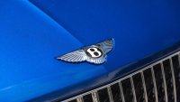 Bentley се отказа от 6-цилиндровия V8 и представи новия "Ultra Performance Hybrid" (СНИМКИ)