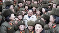 Ким Чен Ун си имал персонален харем от млади девици