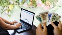 Изтеглиха 200 лева от сметката на млада жена след обява за продажба на дрехи в интернет