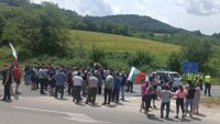 ЖИВТОНОВЪДИТЕ НА ПРОТЕСТ: Затварят Подбалканския път