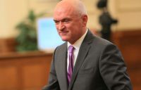 Премиерът Главчев свиква среща за строежа на Националната детска болница