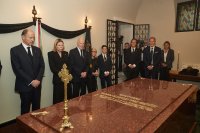 Тленните останки на цар Фердинанд бяха положени в двореца "Врана" (СНИМКИ)