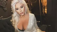 Андреа се пусна по ц&bull;ци на сцената (СНИМКА 18+)