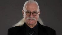 Едно от лицата на &bdquo;Величие&ldquo; Етиен Леви пее в украински военнопропаганден клип (ВИДЕО)