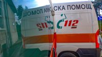 Детето, паднало от третия етаж на сграда е настанено в реанимация