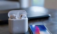 &ldquo;Apple&rdquo; постави &ldquo;iPhone X&rdquo; и първите &ldquo;AirPods&rdquo; в &ldquo;ретро&rdquo; категория