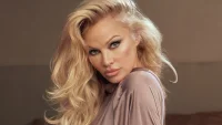 Памела Андерсън на 57 години. Променя ли стила си актрисата?