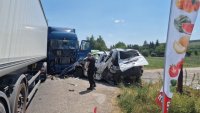 ВОЙНА НА ПЪТЯ! 25 катастрофи само за ден у нас