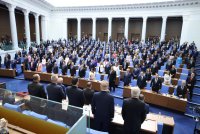 АНАЛИЗ НА MEDIAMALL: Кои партии влизат в българския парламент при нови избори?