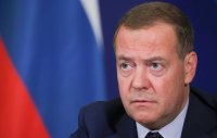 Дмитрий Медведев: Русия не се меси в президентските избори в САЩ
