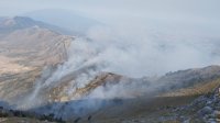 Военни хеликоптери участват в гасенето на пожара в планината Славянка