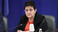 Министърът на финансите Людмила Петкова остава на поста си и в следващия служебен кабинет