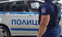 НАПРЕЖЕНИЕ В МОНТАНА: Майка и син нападнаха жена и раниха полицаи