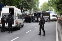 Стрелба в болница в Истанбул, ранени са петима души