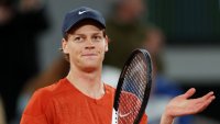 Яник Синер уволни треньора и физиотерапевта си след допинг скандала