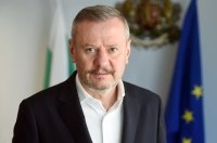 Туристическата кифла Милошев пак ни изложи