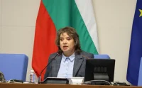 Киселова: Не трябва да се бърза с приемането на бюджета за следващата година