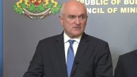 Премиерът Главчев увери, че има средства за асистирана репродуктивност