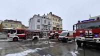 Пожар избухна в емблематична сграда на Главната улица в Пловдив (ВИДЕО+СНИМКИ)