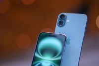 Apple и SpaceX се &ldquo;свързват&rdquo;, за да поддържат сателитната мрежа Starlink на iPhone