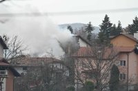 Едно тяло е открито сред отломките след взрива в Банкя