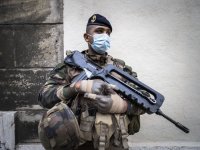 Френските медии разпалват тревога и готвят гражданите за война