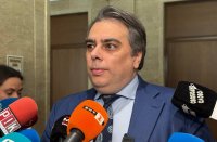 Асен Василев: Борисов отново е в ролята на &bdquo;Многострадалната Геновева&ldquo;, планът за еврото реално беше изготвен след ГЕРБ (ВИДЕО)