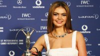 Алина Кабаева поема руския национален отбор по художествена гимнастика
