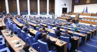 Парламентът отложи с година новите изисквания за нефинансови отчети