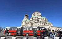 Трепет на Трети март: Качете се на ретро автобуса в София